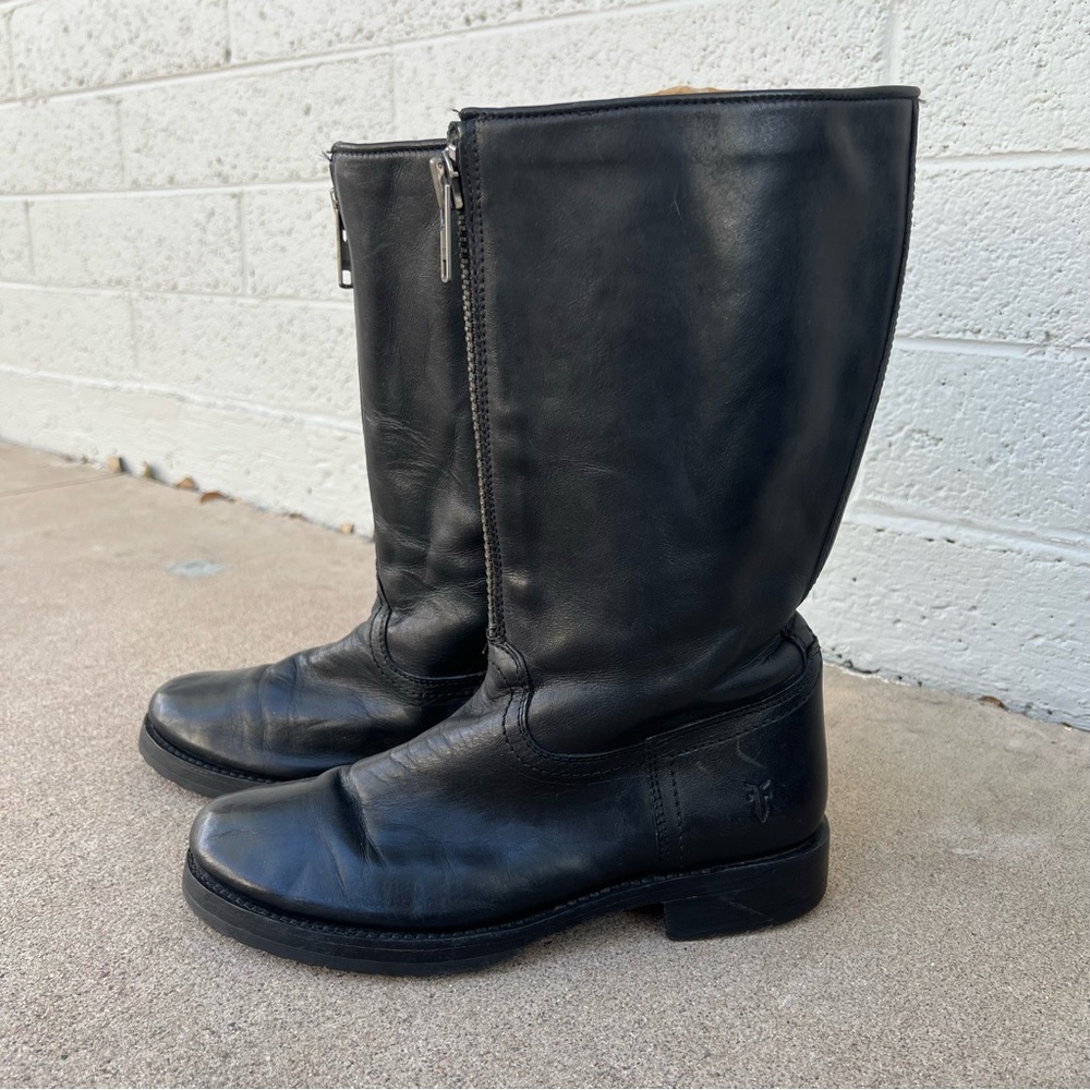 FRYE // RARE Vera Front Zip Black Leather Moto Boots - Women’s 7